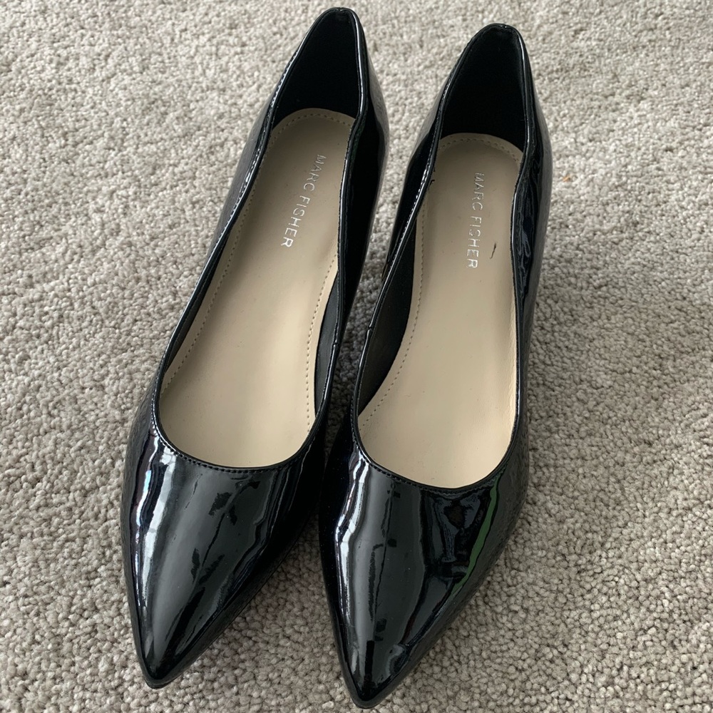 Marc Fisher kitten heels